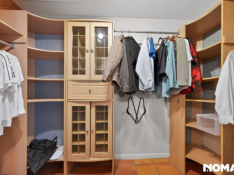 5314 Oak Bay Dr E — Photo 16