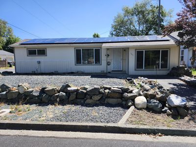 925 SW Laurel St, Grants Pass, OR, 97526