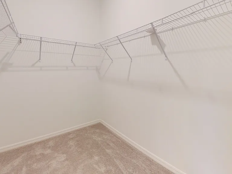 15888 Honey Suckle St — Photo 24