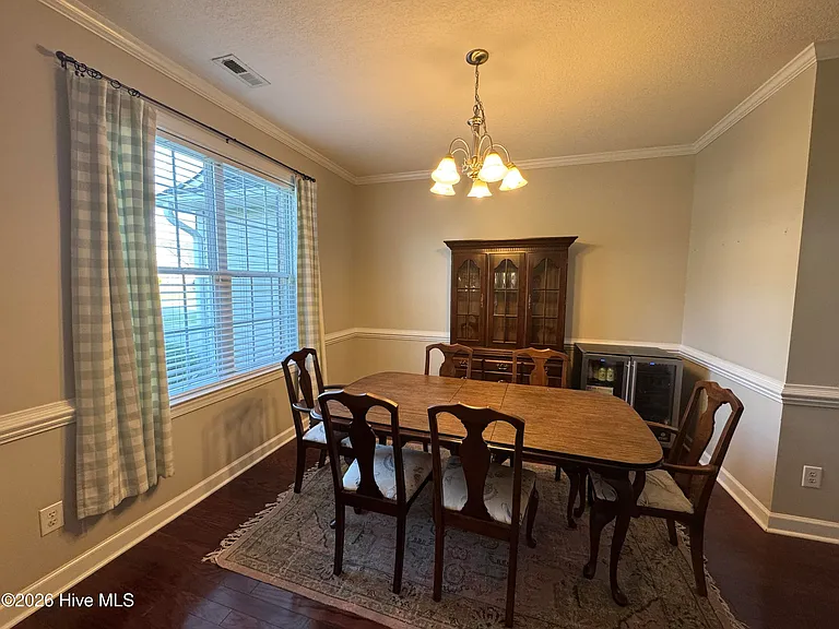217 Stagecoach Dr — Photo 3