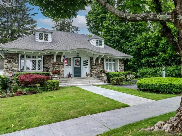 63 Main Street, Newtown, CT 06470