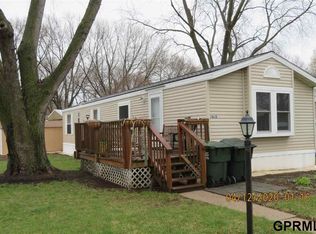 7810 N 101st Plz, Omaha, NE 68122
