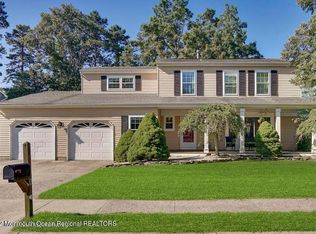 13 Remsen Dr, Howell, NJ 07731