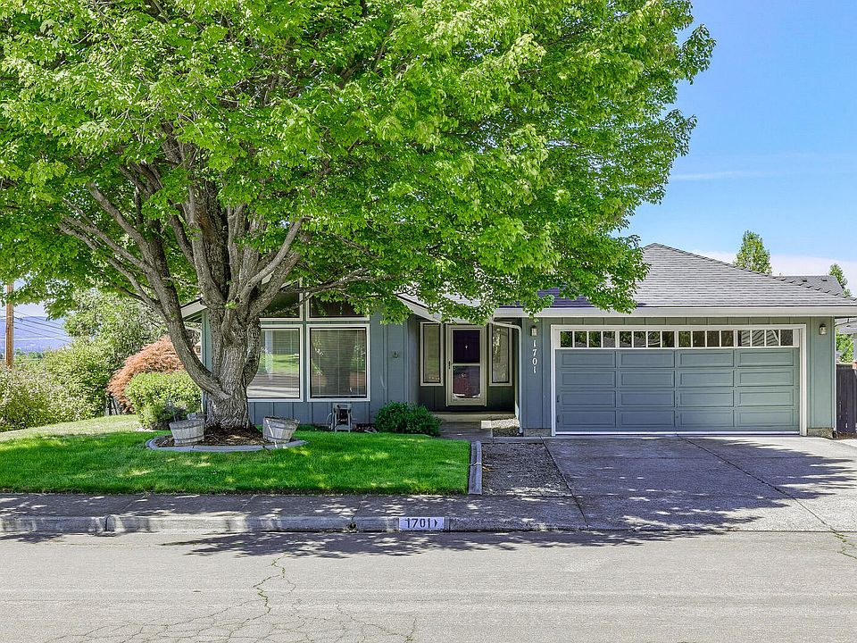 1st image of 1701 Willow Glen Way