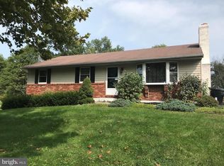 828 Depot Ln, Quakertown, PA 18951