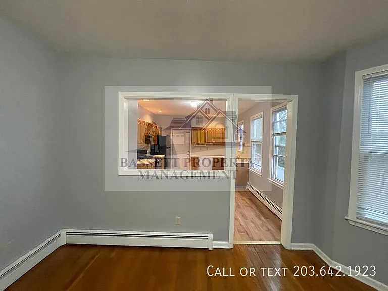 25 Cumley St #1 — Photo 10