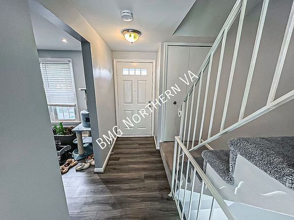 3rd image of 14416 Black Horse Ct