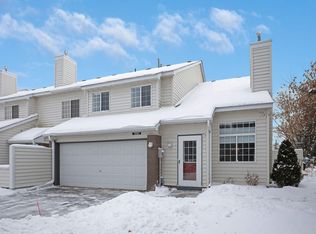 12821 Edgewater Path, Apple Valley, MN 55124