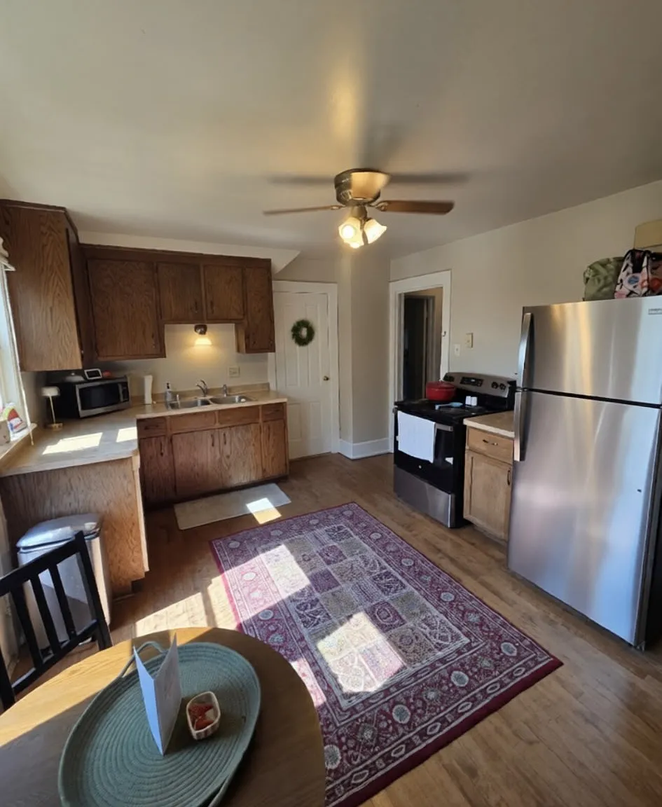 2 bed, $1,195 — Photo 1