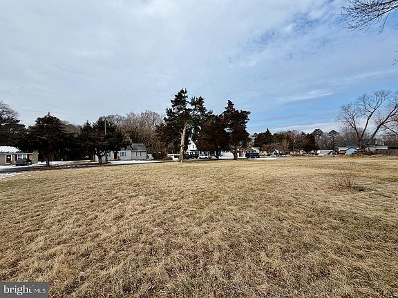 5th image of 1953 Pine Way