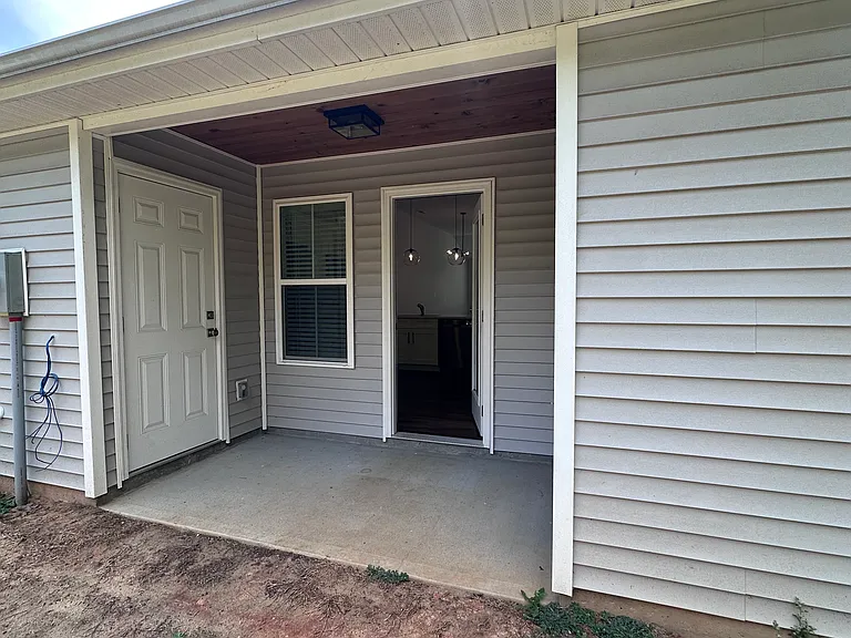 106 Lakeside Dr — Photo 11
