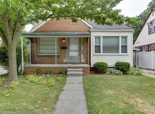 1126 E 4th St, Royal Oak, MI 48067