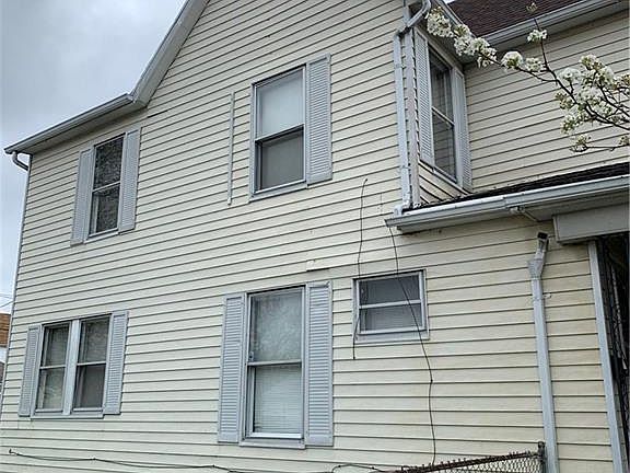 3rd image of 1401 Lamar St