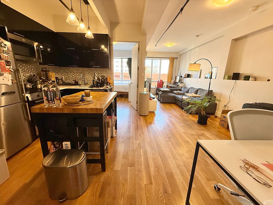 1st image of 880 Dekalb Ave #206