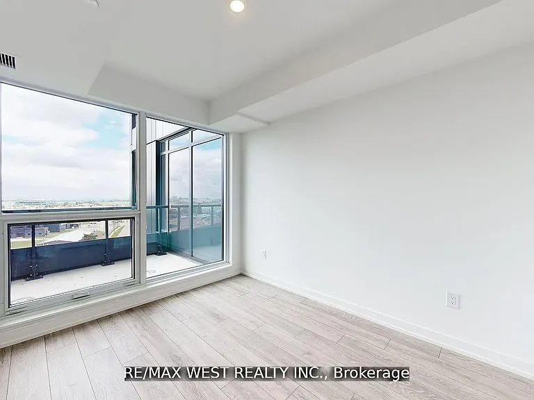 1100 Sheppard Ave W #1023 — Photo 19