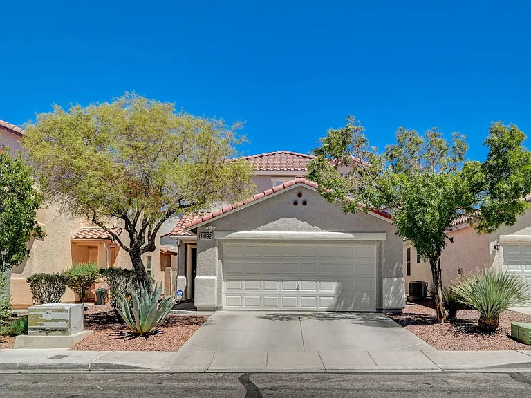 11092 Verismo St — Photo 1