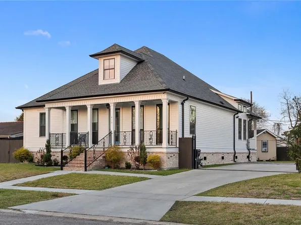 413 Livingston Ave, Arabi, LA 70032