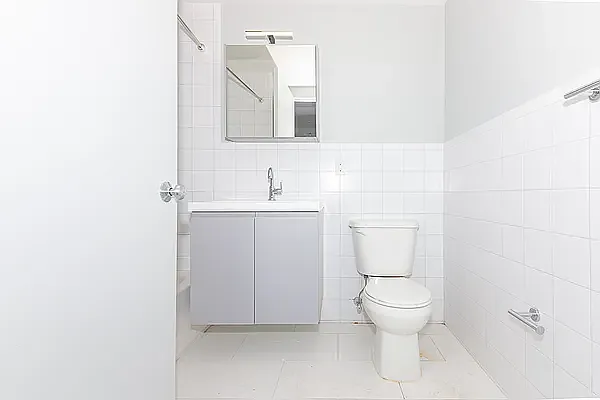 Rented by MySpaceNYC | media 9