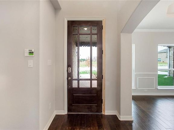 3rd image of 1116 Nannyberry Dr