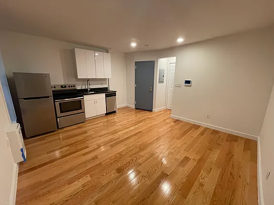 Rented by Nooklyn NYC LLC | media 16
