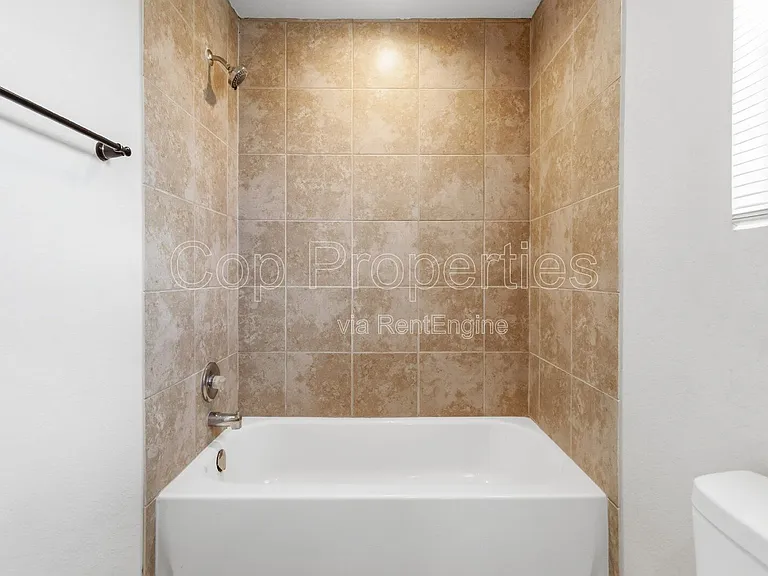 7102 Micayla Cv #103 — Photo 21