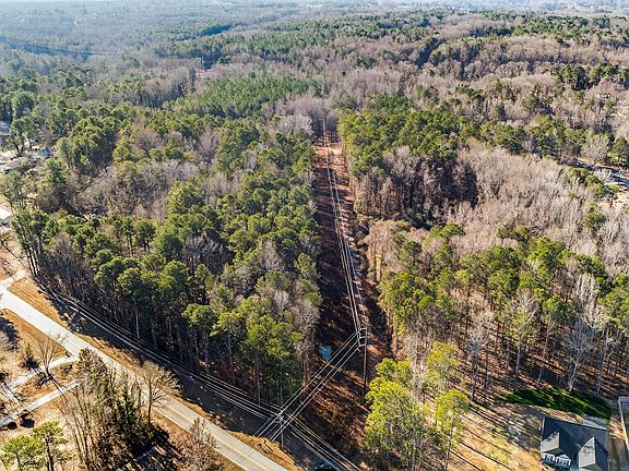 5th image of 3907 McKown Rd