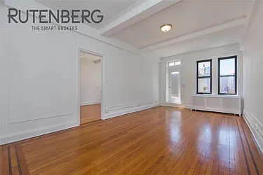 Rented by R New York