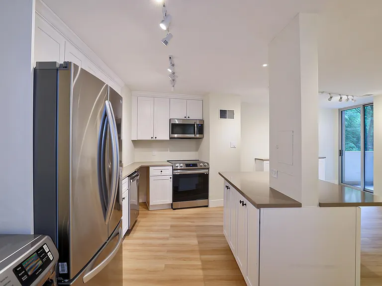 4601 N Park Ave #110 — Photo 7