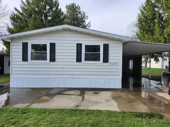 6090 Wild Oak Dr, Saginaw, MI 48603
