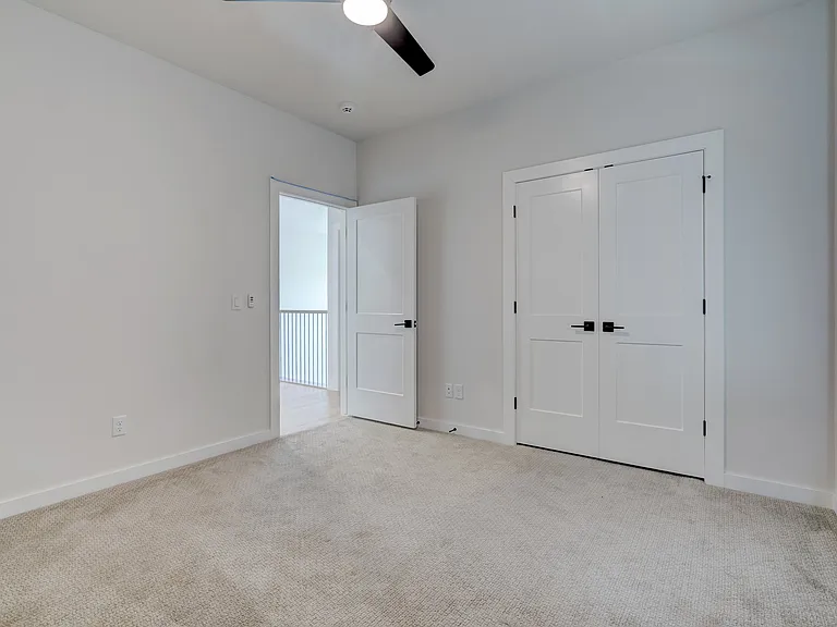 101 Pont Neuf Ct — Photo 47
