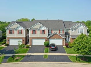 2754 Lorraine Cir, Geneva, IL 60134