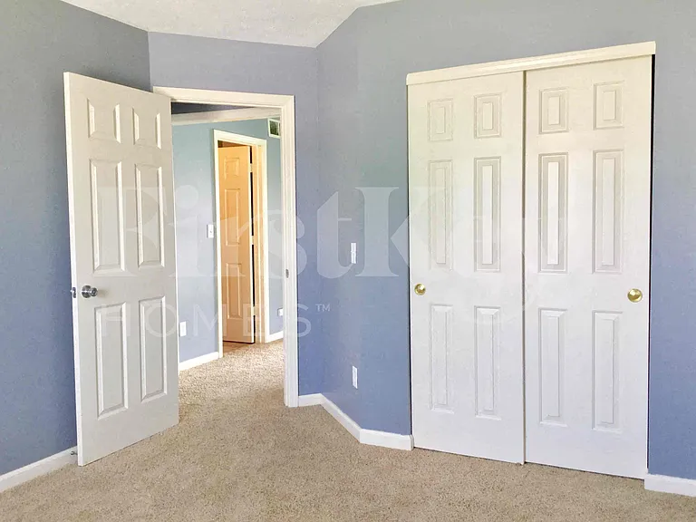 10703 Regis Ct — Photo 15