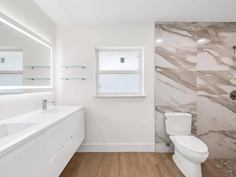 5939 NW 79th Way — Photo 5