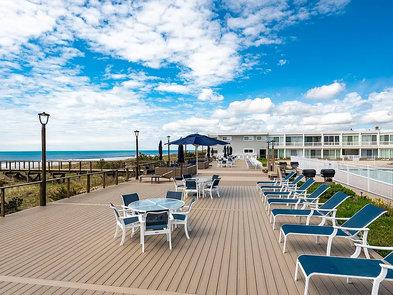 585 Dune Rd #B10-12 — Photo 11