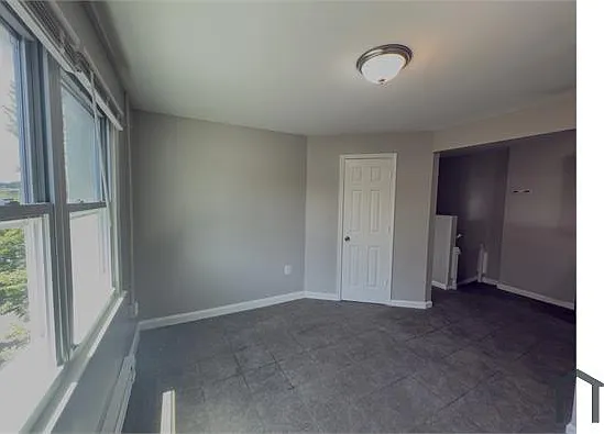 807 48th Pl NE #2 — Photo 10
