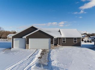 880 Rusty Ct, Kaukauna, WI 54130