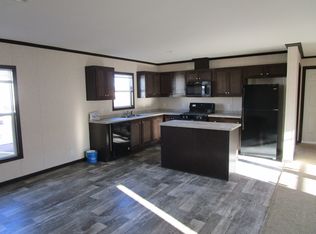 908 Trey Rdg, Monroe, MI 48161