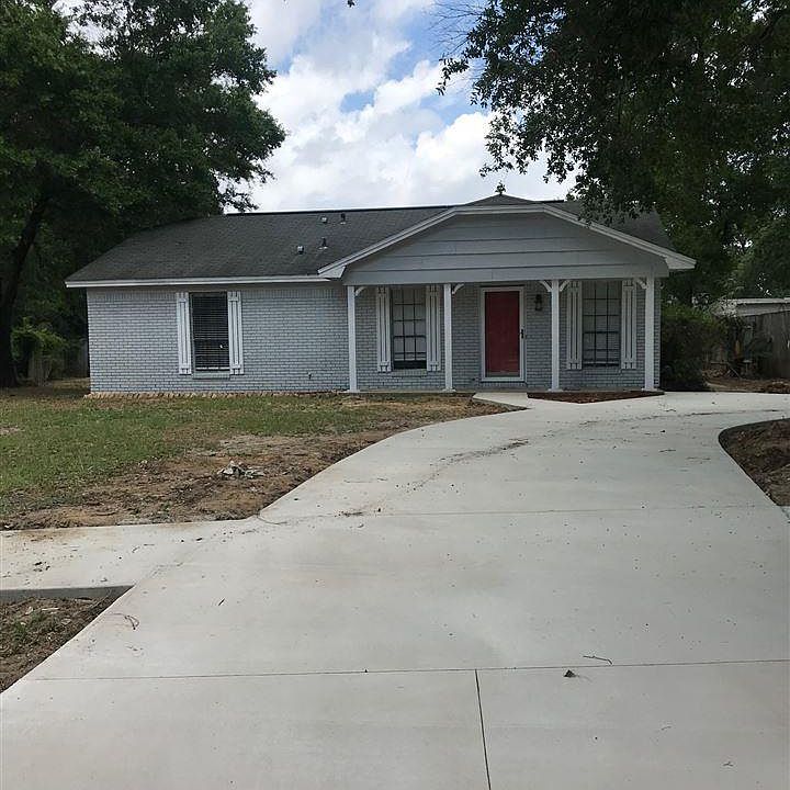 1st image of 4106 Elmcrest Dr