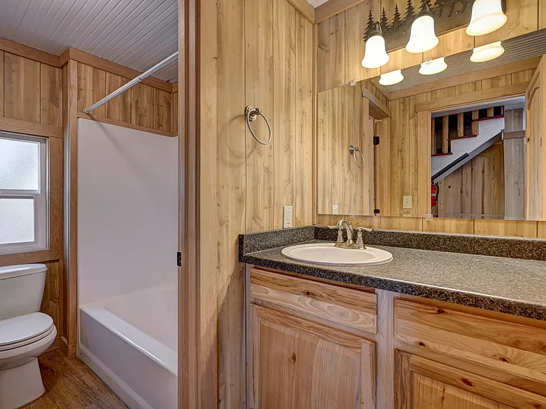 4414 Martindale Dr — Photo 11