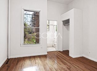 266 Nassau Ave #1F, Brooklyn, NY 11222