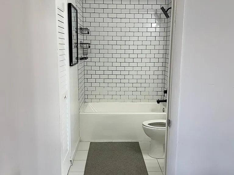 151 SE 1st St #1002 — Photo 7