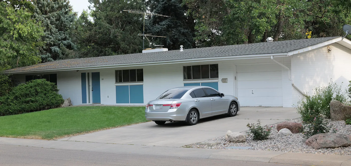 3 bed, 1764 sqft, $700 — Photo 1