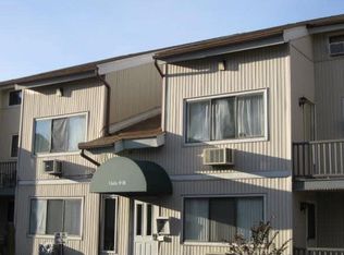 31 Town Hill Ave #12, Danbury, CT 06810