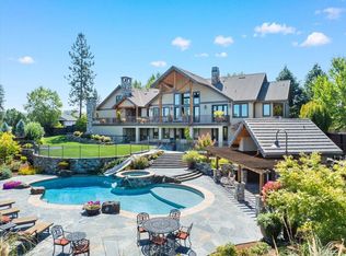 38 Crestview Ct, Eagle Point, OR 97524