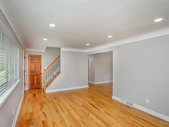 5th image of 2073 Earlwood Ct