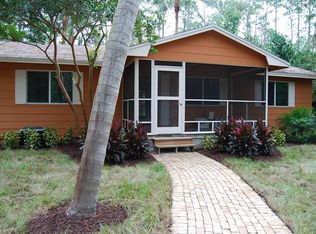 370 2nd St SE, Naples, FL 34117