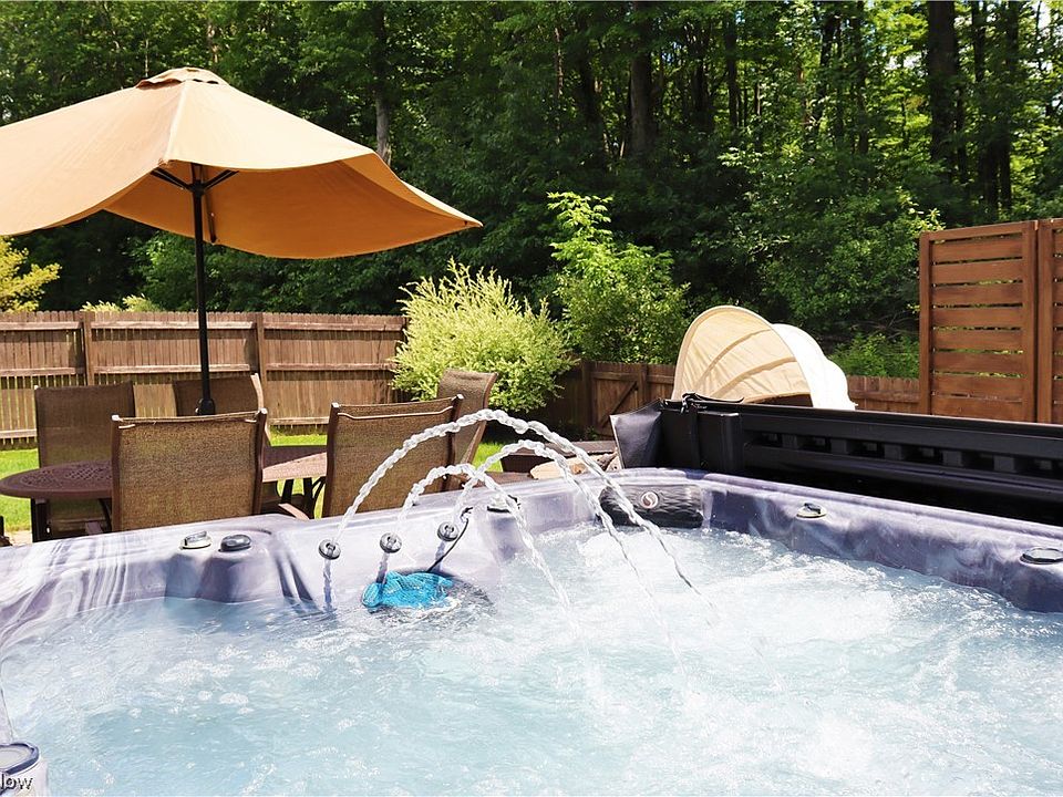 110 Hidden Glen Trl, Chardon, OH 44024 Zillow