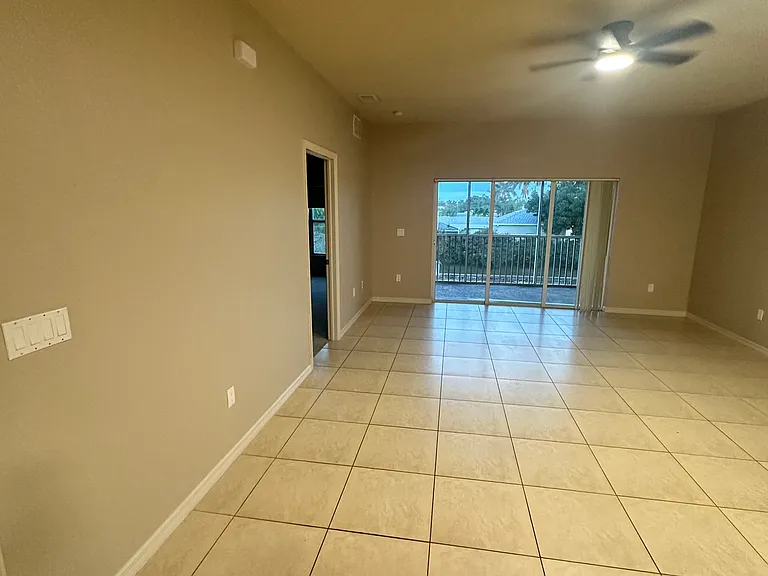 5135 Coronado Pkwy #207 — Photo 9