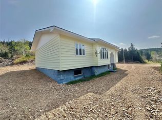 24 Main St, Bishop'S Falls, NL A0H1C0