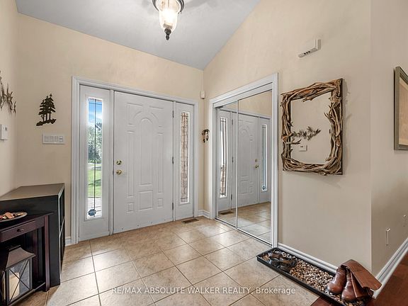 3rd image of 114 Hardwood Dr